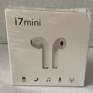 i7 mini EarPods brand new in packaging